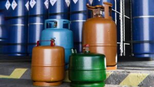 Small LPG Cylinder: छोटे एलपीजी सिलिंडर उपयोगकर्ताओं के लिए नया नियम, नहीं होगी गैस की किल्लत 2 can get 5 kg of gas